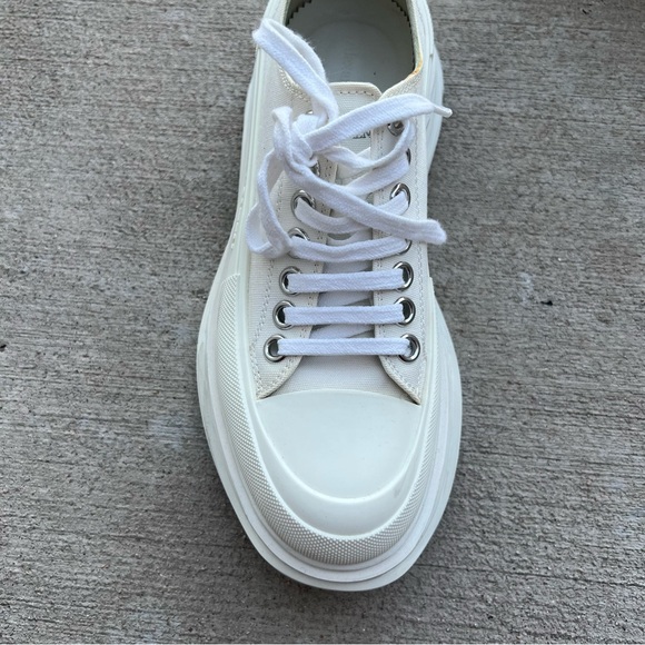 Alexander McQueen Cream Sneakers White Women Size 8.5 - Picture 4 of 16